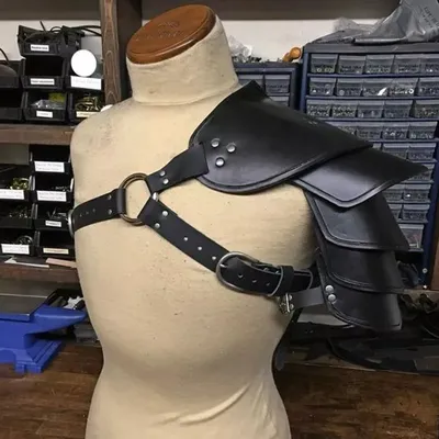 Mittelalterliche Wikinger Piratenritter Schulterpanzer Römischer Gladiator Cosplay Kostümzubehör Image