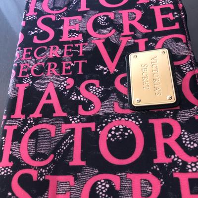 Victoria's Secret Accessories | Victoria Secret Kindle Cover | Color: Black/Pink | Size: Os