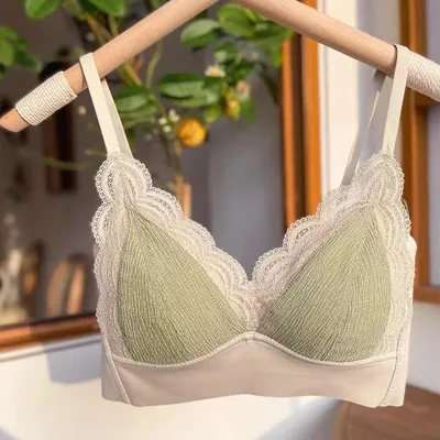 New Wireless Underwear Women Sexy Lace Bra Comfortable Thin Bralette ropa mujer underwear ropa interior de mujer victoria secret