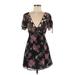 Forever 21 Casual Dress - A-Line Plunge Short sleeves: Black Floral Dresses - Women's Size Medium