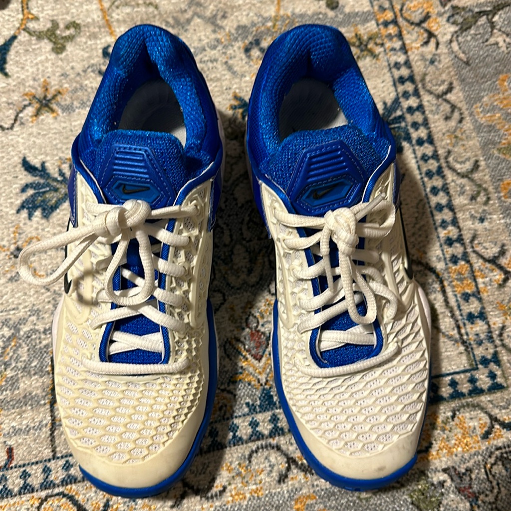 Nike Shoes | Women’s Nike Tennis Shoes Size 6 | Color: Blue/White | Size: 6