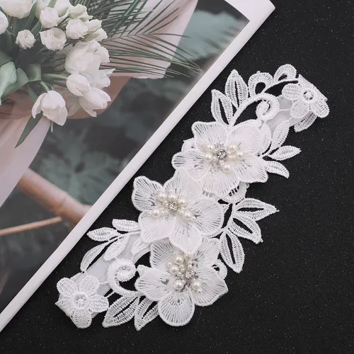 NZUK Brauthochzeits-strumpfbänder mit 3D Blumen und Perlen Weiß Spitze Hochzeit Strumpfbänder Perle