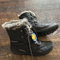 Columbia Shoes | Columbia Womens 9 Minx Shorty Iii Faux Fur Lined Boot Black Waterproof | Color: Black | Size: 9