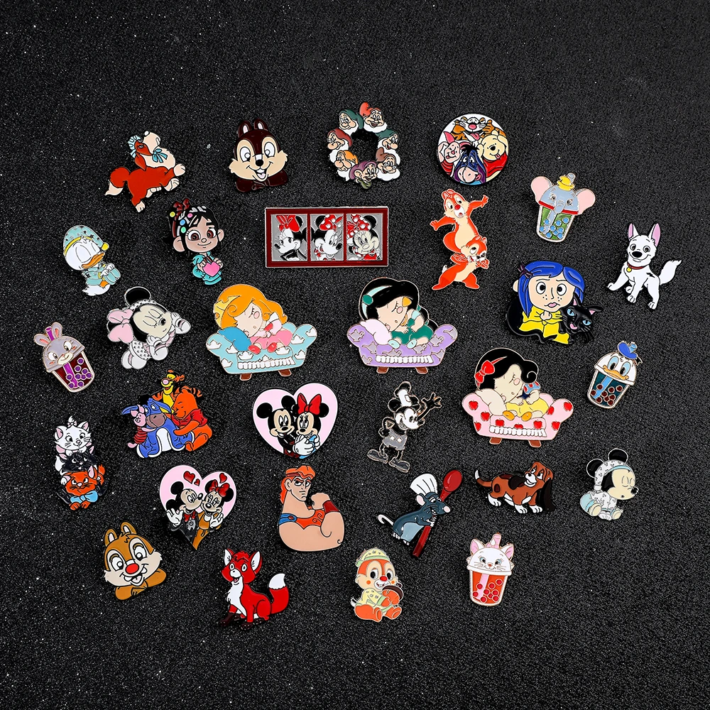 Prinzessin Mickey Minnie Emaille Pin Anime Figur Donald Duck Coraline Metall Brosche Abzeichen Kawaii Schmuck Zubehör Geschenke Image