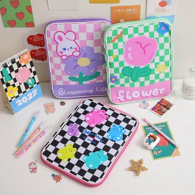 Cartoon Girl Chessboard Checker iPad Tablet Bag Storage Bag PU Sweet and Cute 11 Inch Tablet Computer Handheld Bag