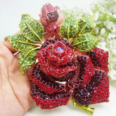 Pins+Brooches