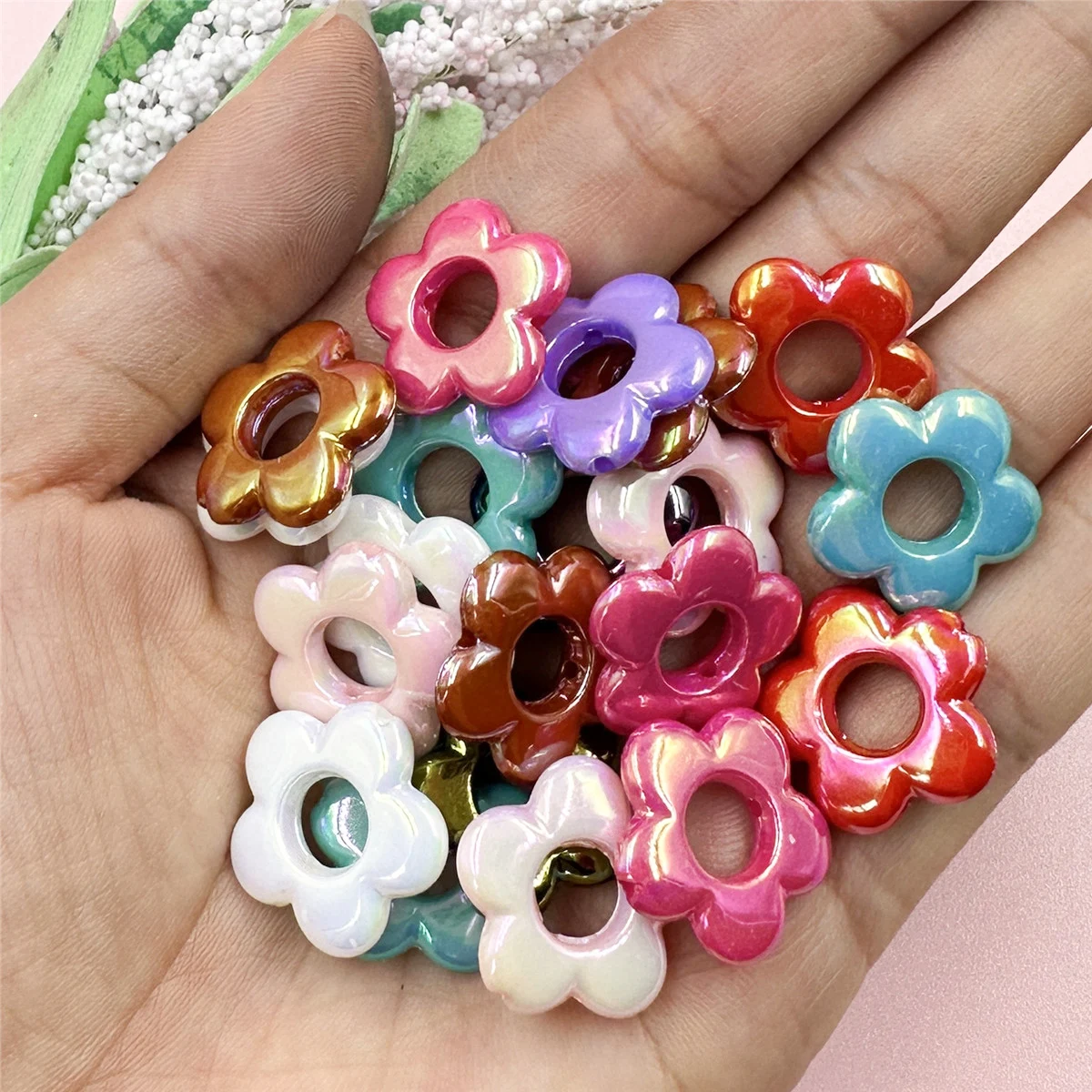 20Pcs 19mm Laser Color Pentagonal Flower Hollow Beads Jewelry Making Accessories DIY Acrylic Pendant for Phone Chain