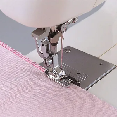 1PC Overlock Overcast Sewing Machine Foot SA135 Fits All Low Shank Snap-On Singer, Brother,