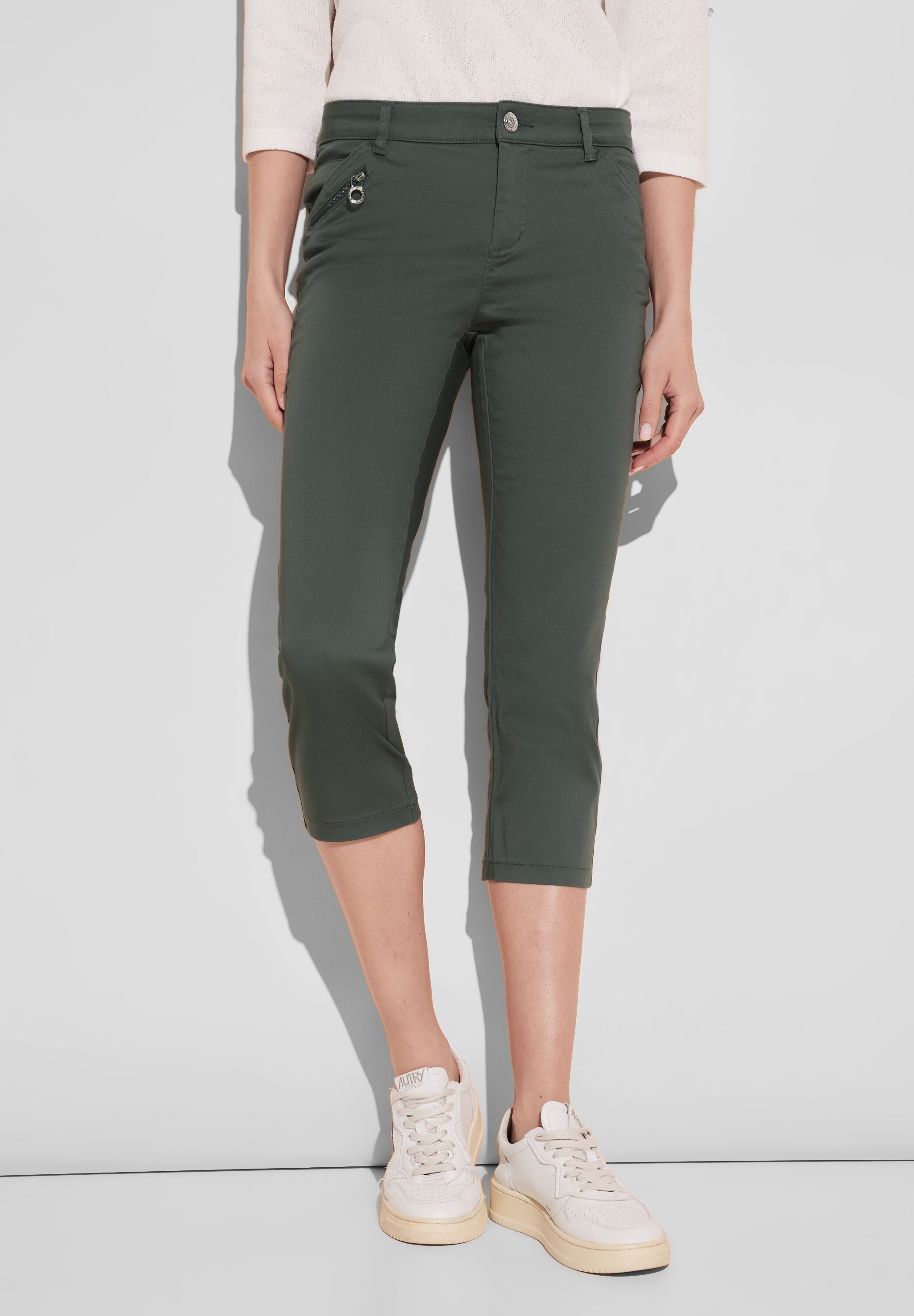 3/4-Hose STREET ONE, Damen, Gr. 36, Länge 22, grün (marshy grün), Web, 97% Baumwolle, 3% Elasthan, unifarben, comfort fit 3/4-Länge, Hosen, in 3/4-Länge