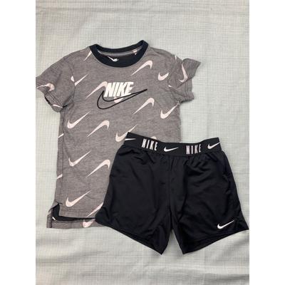 Nike Matching Sets | Girls Nike Outfit/Set Sz Youth Medium M The Nike Tee Dri Fit Shorts Black/White | Color: Black/White | Size: Mg
