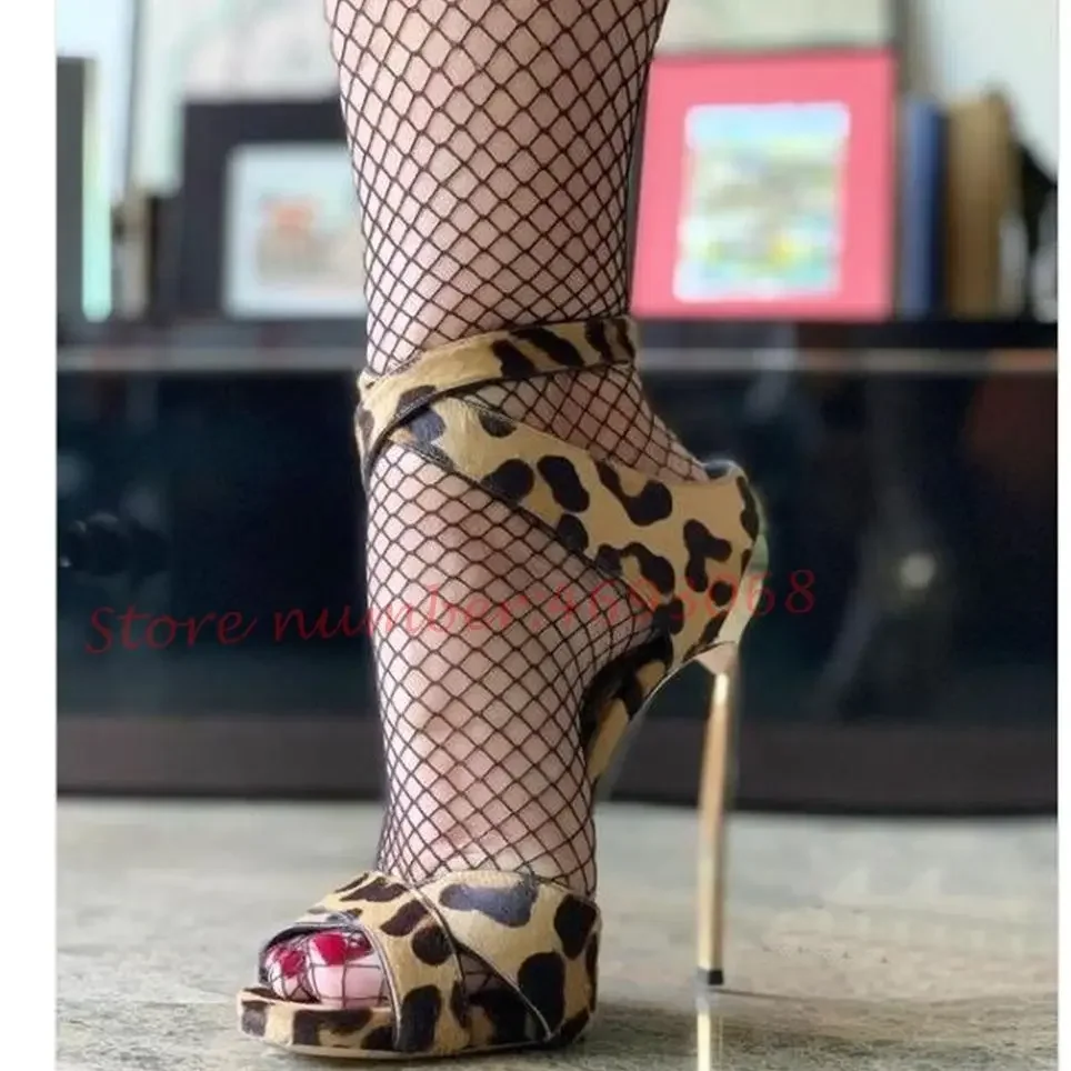 Braun Leopard Metall Stiletto Sandalen Frauen Sexy Wildleder High Heels Party Peep Toe Pumpen Weibliche Schuhe Ankle Wrap Große Größe schuhe