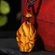 Collier œil de tigre jaune naturel sculpté à la main pendentif en Jade à neuf queues de renard