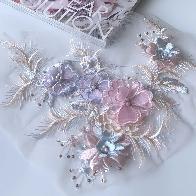 1 pz rosa blu 3D fiore ricamo Patch maglia tessuti a rete Applique pizzo africano perline Patch cucito su vestiti del vestito fai da te