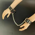 Manette con bracciale da polso in pelle scala 1:6 per bambola corpo donna HT da 12"