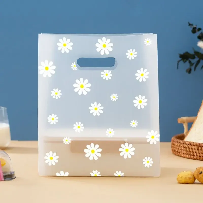 50 Stück Gänseblümchen Blume Plastik Geschenkt üte verdicken Trage tasche Einkaufstasche Weihnachten Hochzeits feier Gunst Tasche Kuchen Verpackungs beutel Image