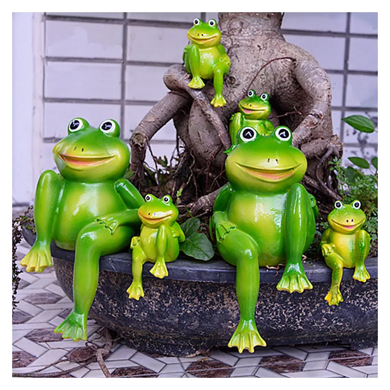 2 teile/satz Nette Harz Sitzende Frösche Statue Outdoor Garten Shop Dekorative Frosch Skulptur Für Home Schreibtisch Garten Decor Ornament