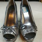 Michael Kors Shoes | M Michael Kors Womens Silver Snakeskin Open Toe Pl | Color: Silver | Size: 8.5
