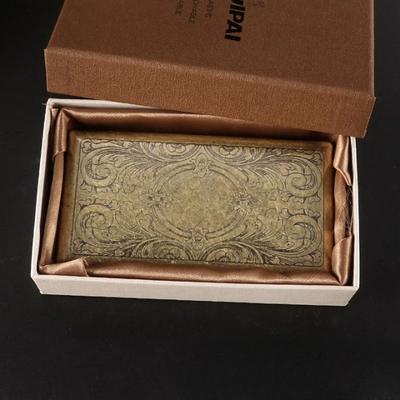 Vintage Cigarette Case, Holds 20 Cigarettes, Lightweight and Portable, Double-Sided with Multiple Patterns, Accessory