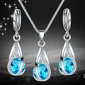 Ensemble collier et boucles d'oreilles avec pendentif mélodie chic bijoux scintillants en cristal