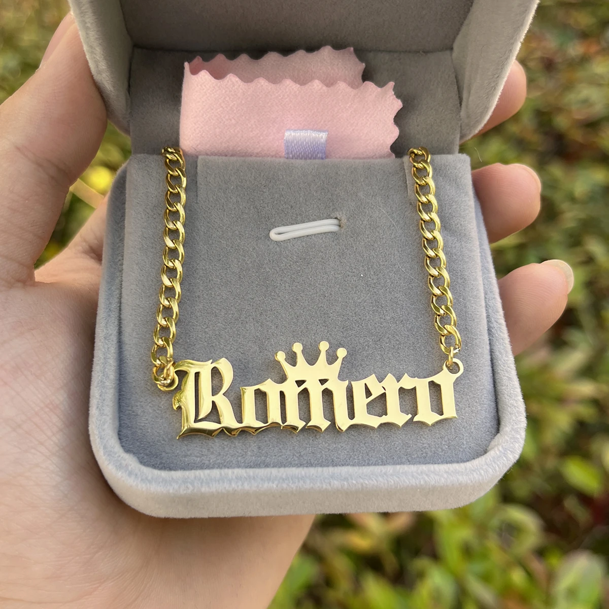 Crown Name Necklace Stainless Steel Custom Necklace Women Cuban Chain Necklace Letter Pendant Necklace For Women Custom Gifts