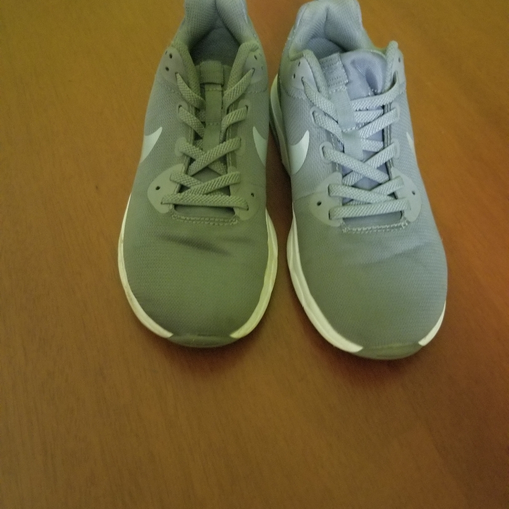 Nike Shoes | Girl Nike Shoes | Color: Gray | Size: 2.5bb