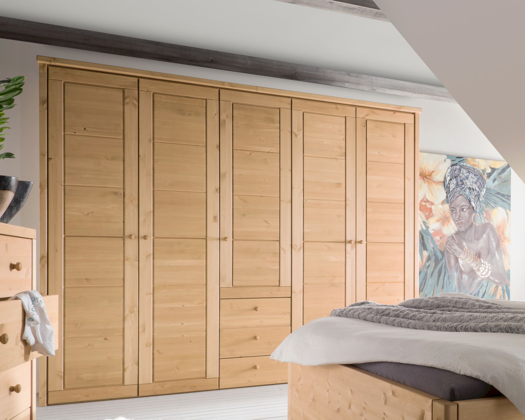 MassivHolz »Vita« Kleiderschrank natur 6-türig / mit Schubladen