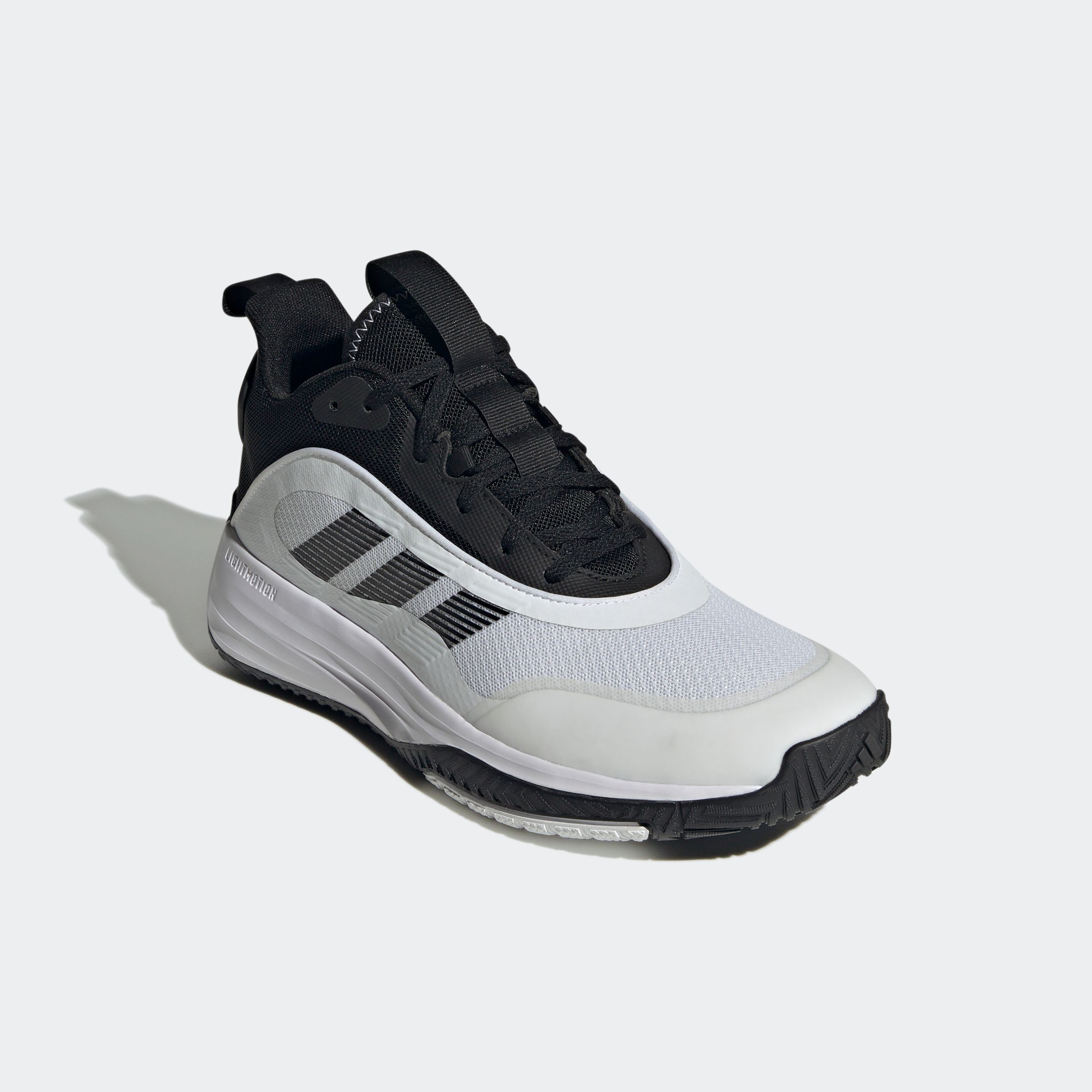 Basketballschuh ADIDAS SPORTSWEAR "OWN THE GAME 3", Herren, Gr. 44, schwarz-weiß (cloud weiß, core schwarz, core schwarz), Synthetik, Textil, Schuhe