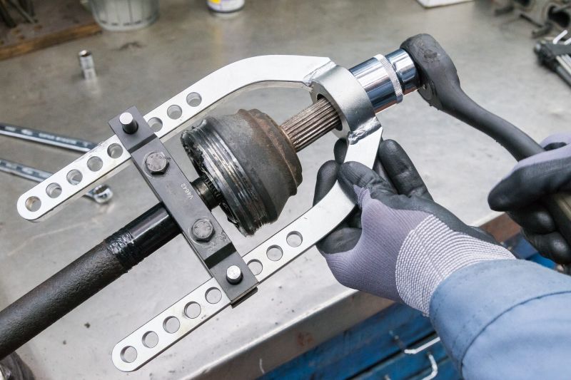 VIGOR Werkzeug Gelenkwellen-Abzieher Gelenkwellen-Ausdrücker/Radnaben-Abziehflansch V4642 Image