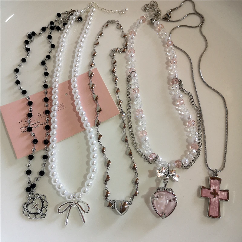 Gothic Vintage Rosa Kreuz Erdbeere BowTassel Anhänger Perle Perlen Schlangenkette Halskette Frauen Y2K 2000er Jahre EMO Schmuck Zubehör