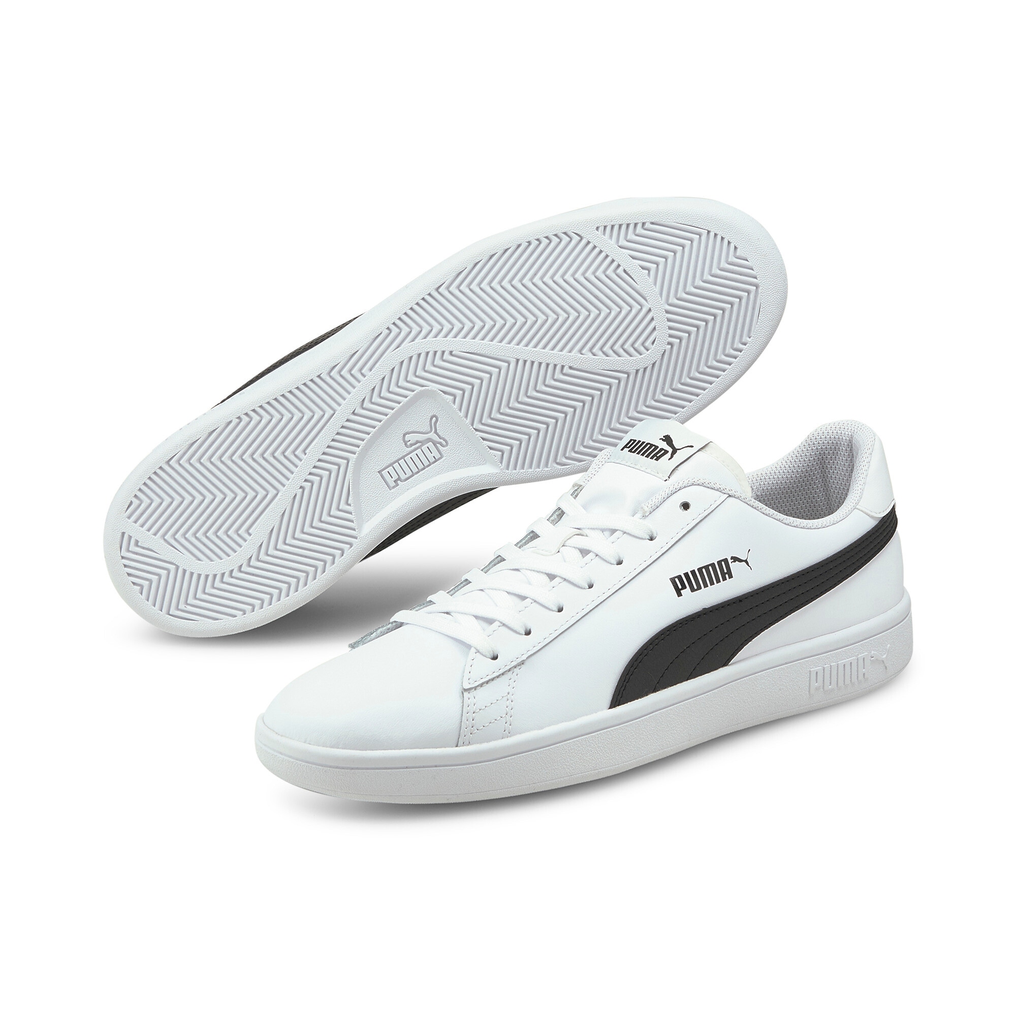 Sneaker PUMA "SMASH V2 L", Damen, Gr. 44, schwarz-weiß (puma weiß, puma schwarz), Leder, Synthetik, Schuhe Sneaker