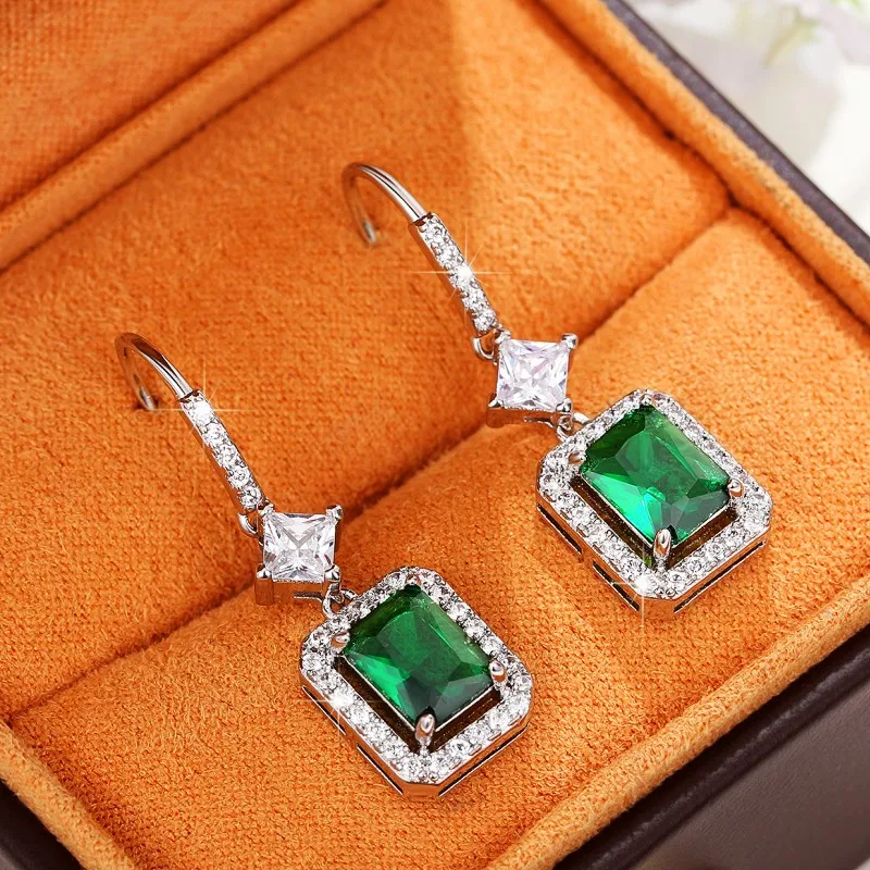 Huitan moderne Mode grün cz Tropfen Ohrringe für Frauen Silber Farbe Luxus Braut Hochzeit Party Zubehör neuen trend igen Schmuck Image
