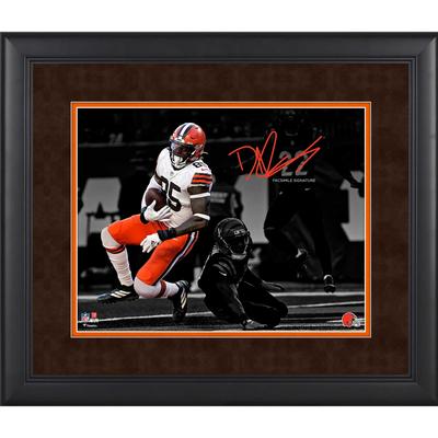 David Njoku Cleveland Browns Faksimile-Signatur gerahmtes Spotlight-Foto, 11 x 14 Zoll Image