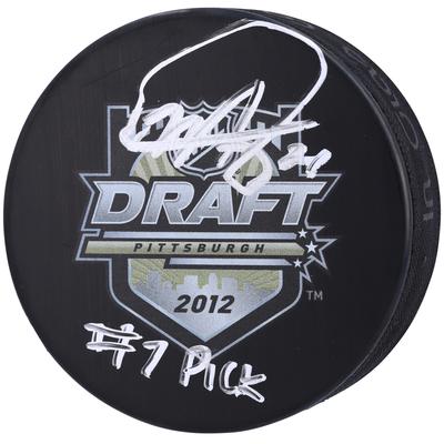 Matt Dumba, Minnesota Wild, signierter Hockeypuck mit NHL Draft-Logo 2012 und Aufschrift „#7 Pick“ Image