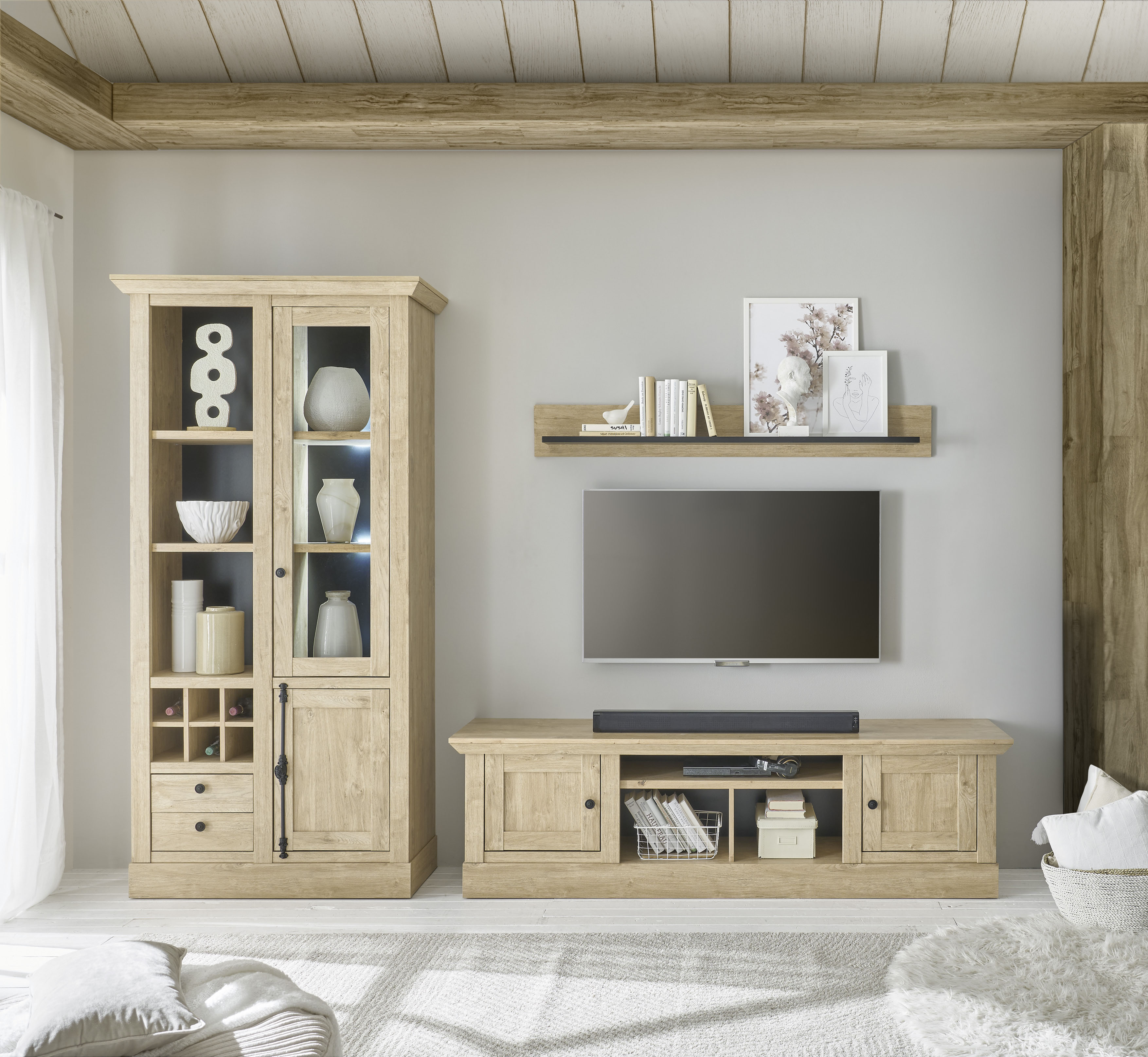 Wohnwand HOME AFFAIRE "Cornwall, Anbauwand im Landhausstil, Wohnzimmer-Set, in Eiche Dekor", braun (eiche), B:309cm H:214cm T:42cm, Holzwerkstoff, Kastenmöbel-Sets, Wohnwand, enthält Vitrine, Lowboard, Wandboard, 309 cm breit, Metallgriffe