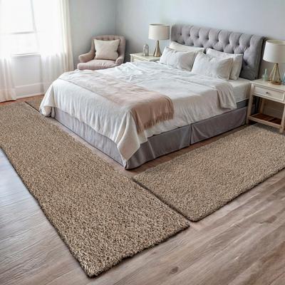 Hochflor-Bettumrandung "My Shaggy", beige, H:37mm, Obermaterial: 100% Polypropylen, MYFLAIR MÖBEL & ACCESSOIRES, Bettumrandung, Shaggy, Uni-Farben, leicht glänzend, extra flauschig, Läufer-Set Image
