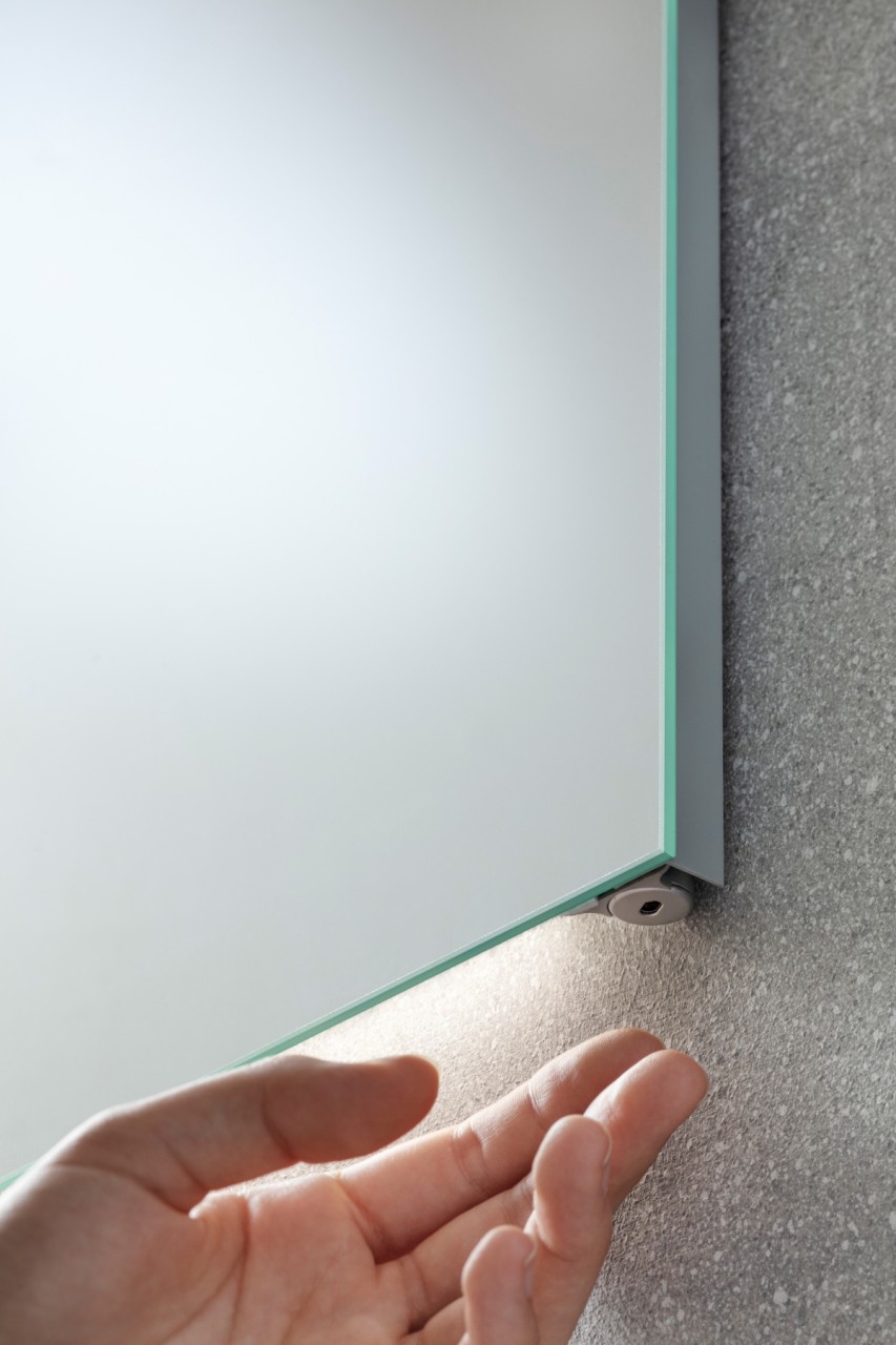 Fackelmann Spiegel MIR 40x75x2 1xLED LINEAR Light, 84512 84512 Image