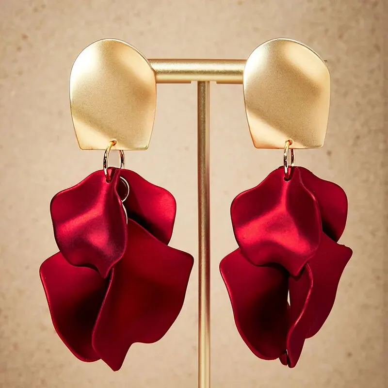 Eleganti orecchini a forma di fiore multicolore per donna Delicati orecchini a bottone con nappa a petalo Temperamento Accessori per feste quotidiane