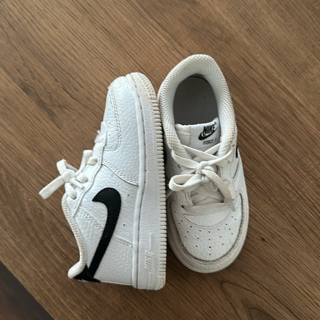 Nike Shoes | Kids Nike Air Force | Color: Black/White | Size: 8b