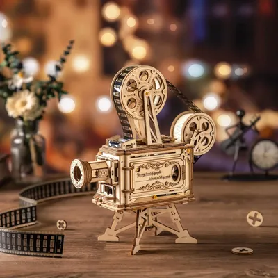 Robotime 183pcs Retro Diy 3D Hand Crank Film Projector Wooden Model Building Kits Assembly Vitascope