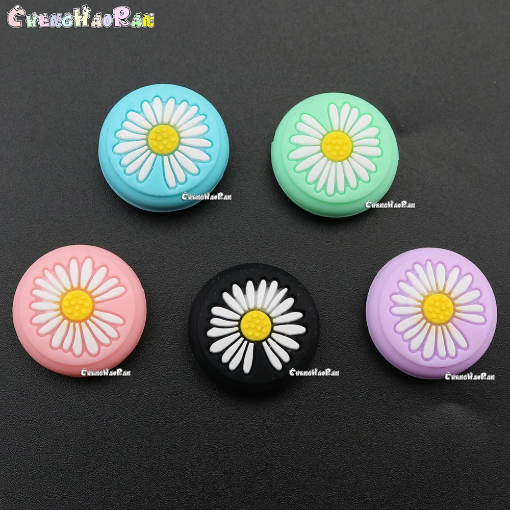 Cheng haoran 2 Stück Chrysantheme Gänseblümchen Silikon analoge Daumen griff Daumens tiel kappe für Nintendo Joycon Knopf abdeckung für Switch Lite Image