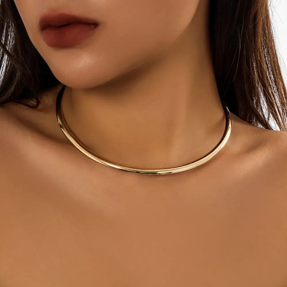 Vintage Trend Gold Farbe Legierung Metall Drehmomente Halskette für Frauen Punk Gothic glatt verstellbare Kette Mädchen Mode Party Schmuck Image