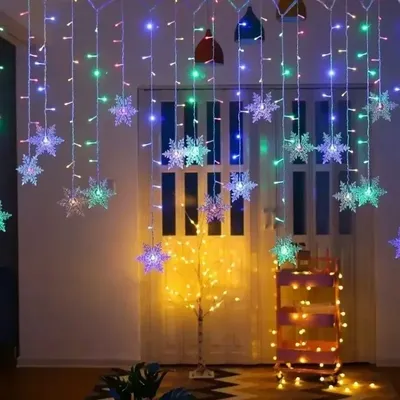 Indoor and Outdoor Christmas Snowflake LED String Lights Fairy Lights Curtain Lights Festoon Holiday Party New Year Decoration