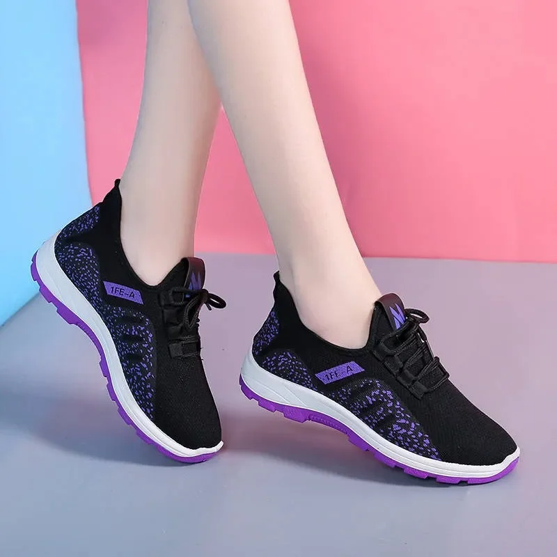 Scarpe vulcanizzate Sneakers con plateau da donna Scarpe sportive estive in mesh leggero e traspirante Scarpe da ginnastica da jogging resistenti all'usura per esterni da donna
