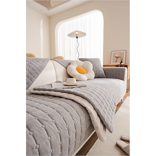 Weicher, rutschfester Sofabezug in Keksplüsch – äußerst bequemer und gemütlicher Stoff – rutschfeste Rückseite für sicheren Sitz – schützt Ihr Sofa vor Verschüttetem, Flecken und Abnutzung – perfekt Image