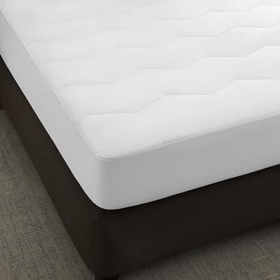 Berkshire Hospitality ecofiber 60" x 80" Queen Size White 100% Cotton Quilted Mattress Pad - 4/Case