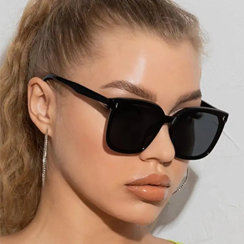 Neue große rahmen sonnenbrille für frauen mode quadratisch auch brille damen brille outdoor sonnenschirm spiegel für männer Image