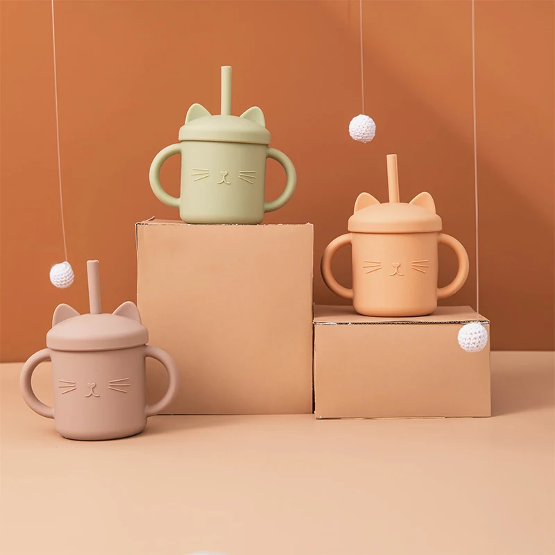Baby bpa kostenlos Silikon Fütterung becher Kinder Doppel griff Design niedlichen Katze Styling Stroh flasche Anti-Hot auslaufs ichere Baby Fütterung becher Image