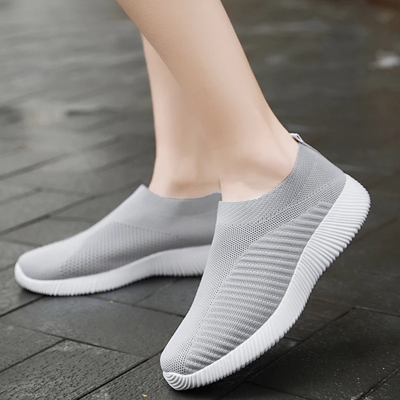 Damenschuhe, weiche Damen-Turnschuhe, leichte und bequeme Damen-Slipper, faule Slipper, Wanderschuhe für Damen