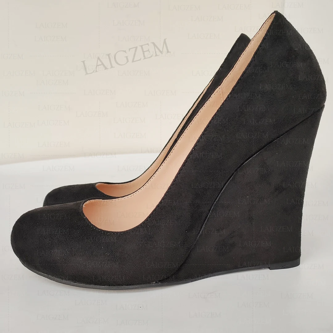 Laigzem Frauen Wedges Pumps Faux Wildleder Round Toe Slip auf High Heels Damen Sandalen Schuhe Frau Größe 41 43 45 48