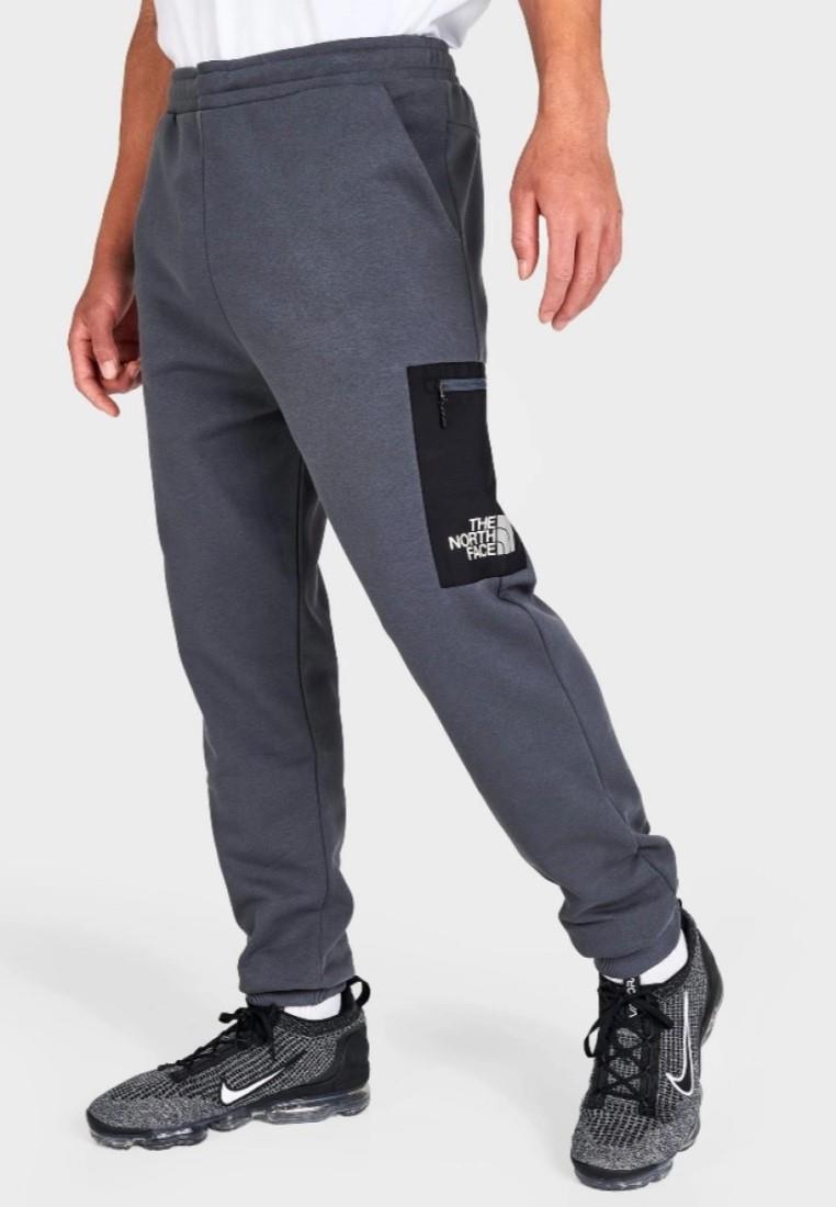The North Face Mens Woven Pocket Joggers in Vandis Grey - Dark Grey Fleece - Size Medium | The North Face Sale | Discount Designer Brands